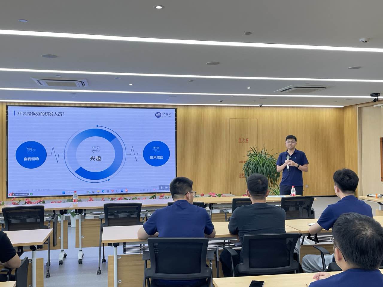 178通用版app下载